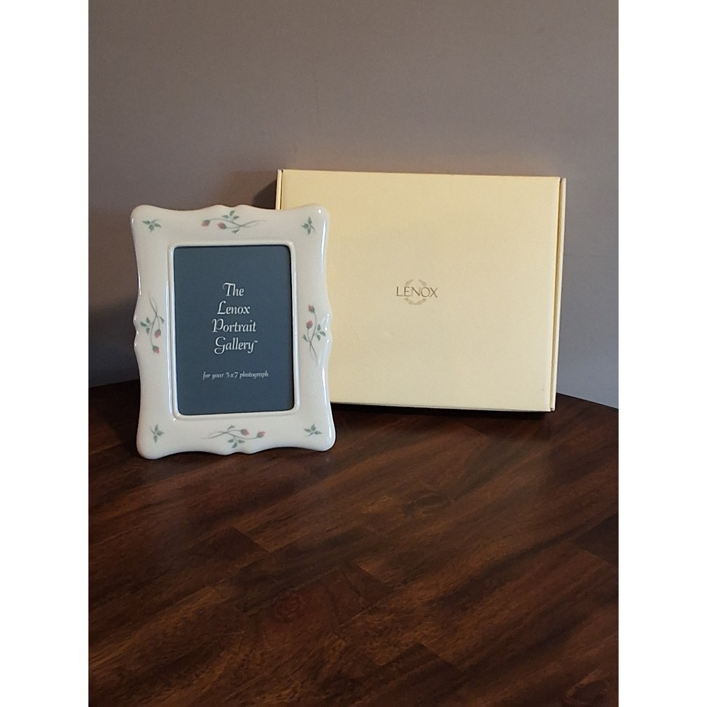 Vintage Lenox Classics Florentine and Pearl Ivory Fine China 5x7 Picture Frame